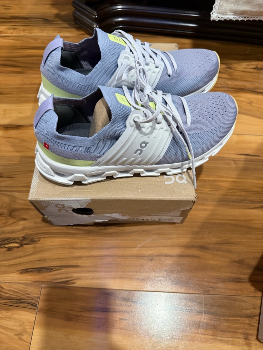 On Running Nimbus/Hay Cloudswift 3 Shoe Box Label
